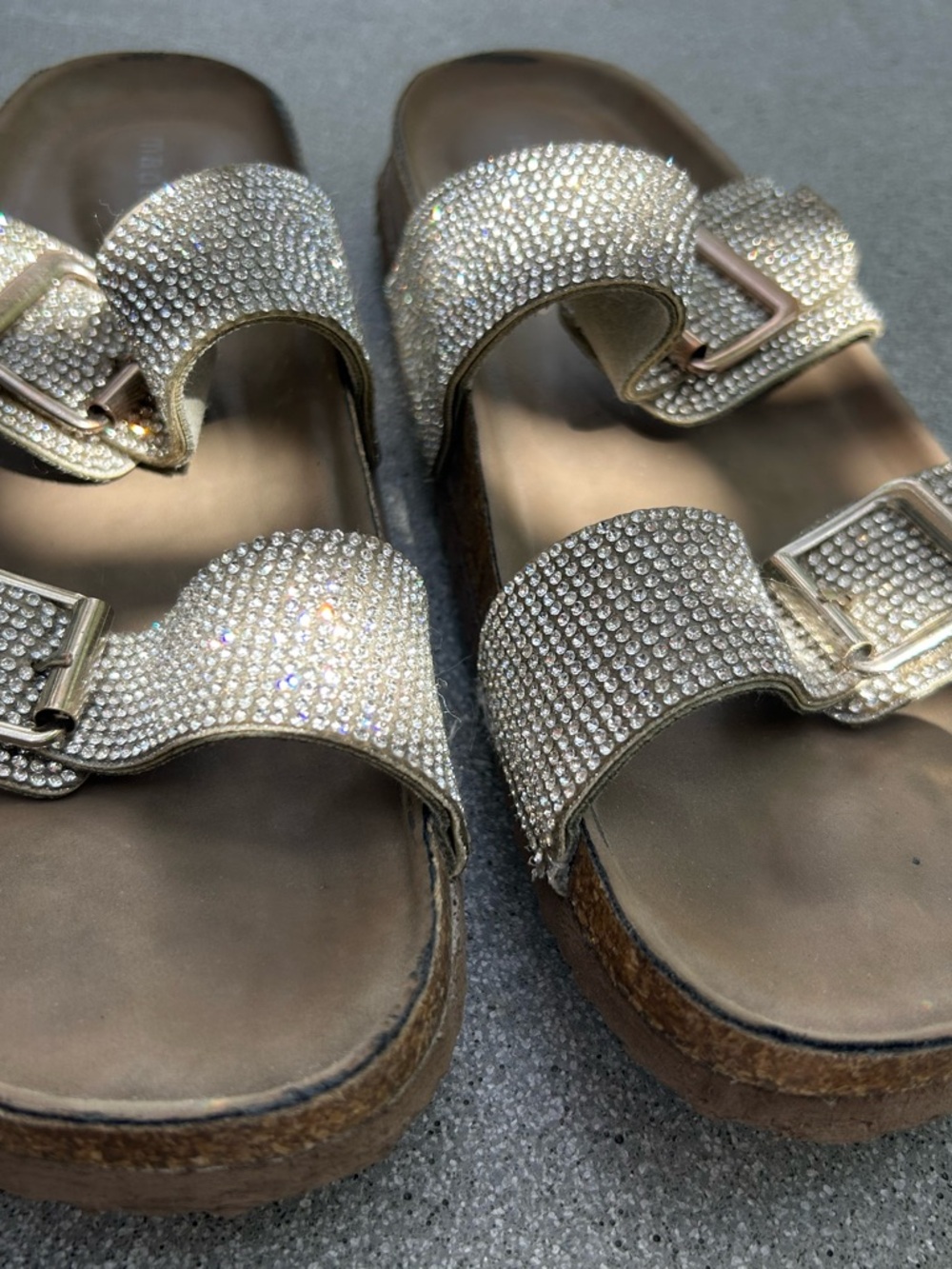 LIKE NEW Madden Girl Sparkle Slide Sandals - size 8 - Picture 6 of 6